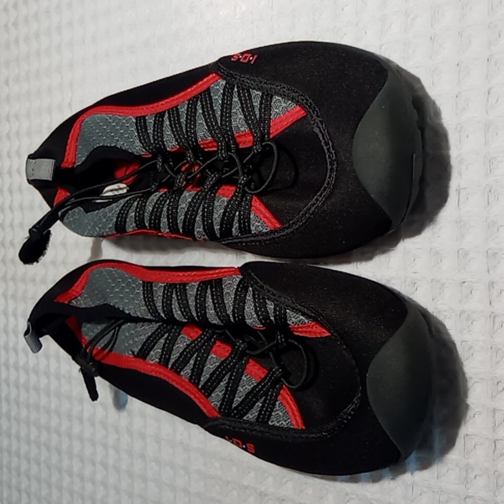 Body Glove IDS Men's Water/Boat Shoes Size 8 Black/Red/Gray